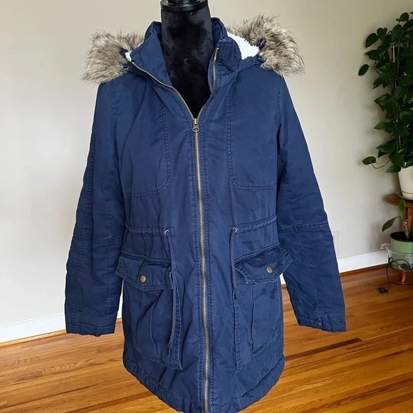 GAP Jackets & Blazers - GAP sherpa lined winter jacket
